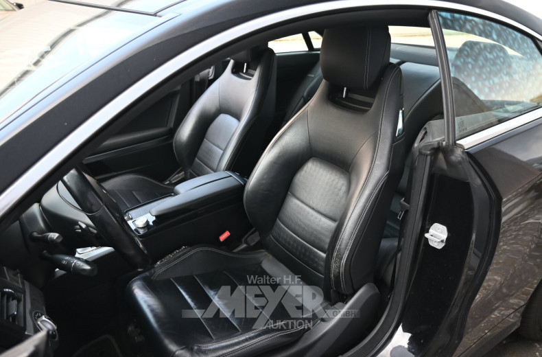 Mercedes-Benz E350 CGI Coupe BlueEfficiency 7G-Tronic Avantgarde, obsidianblack metallic