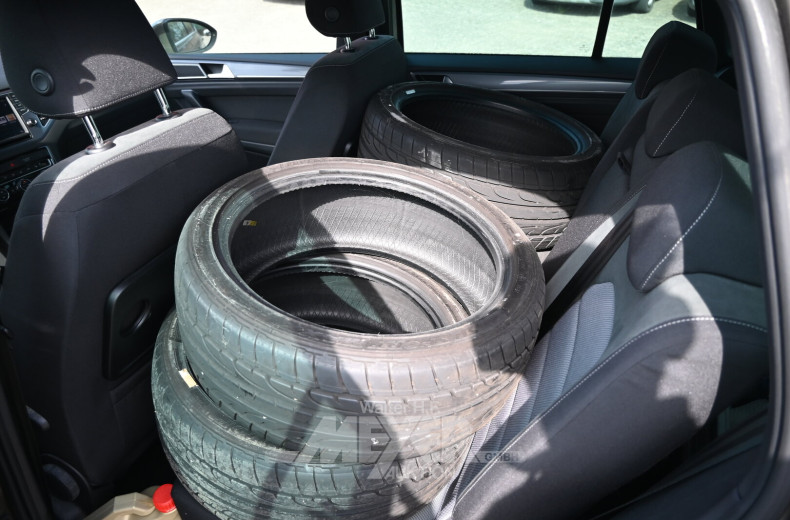 Volkswagen Golf Sportsvan 1.4 TSI BlueMotion DSG Highline, Pyramid Gold Metallic