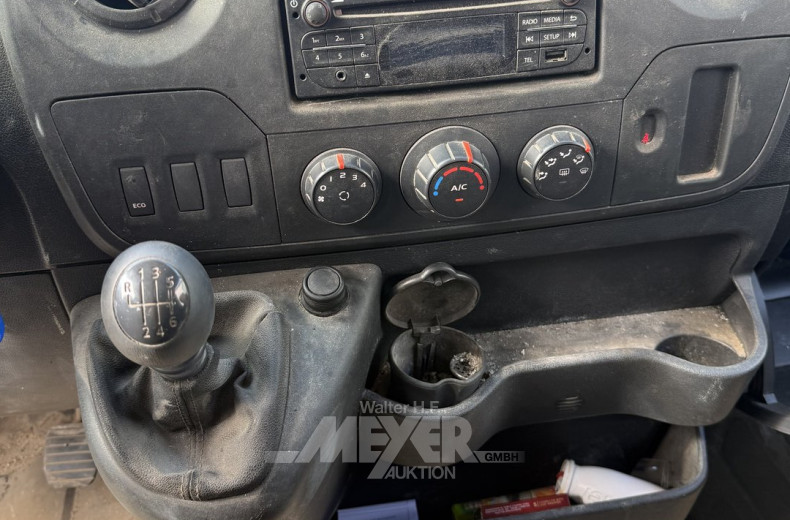 Renault Master DoKa Pritsche, weiß