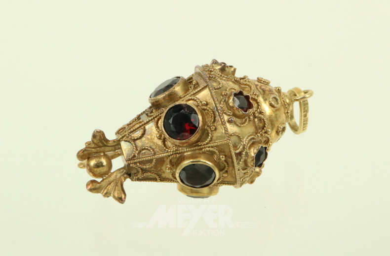 Vintage-Anhänger, besetzt mit 12 Granaten