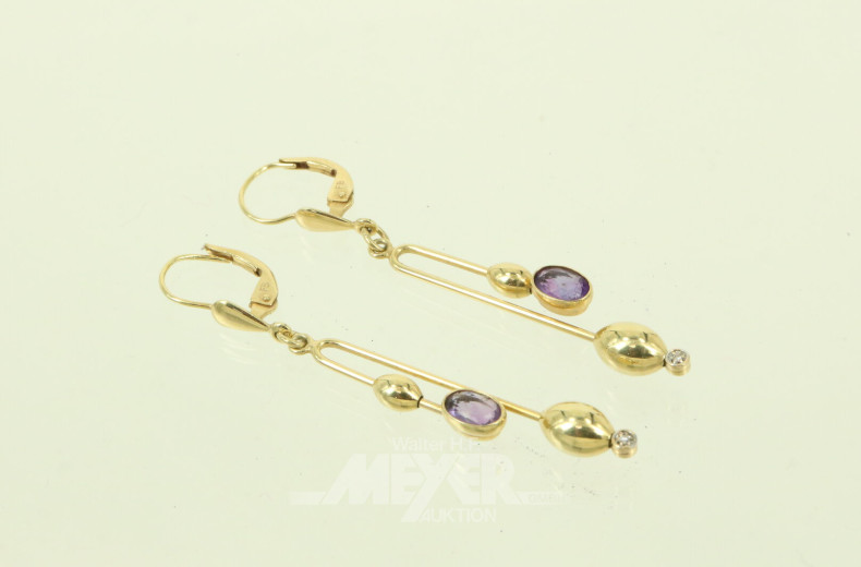 Paar Ohrhänger mit je 1 Amethyst