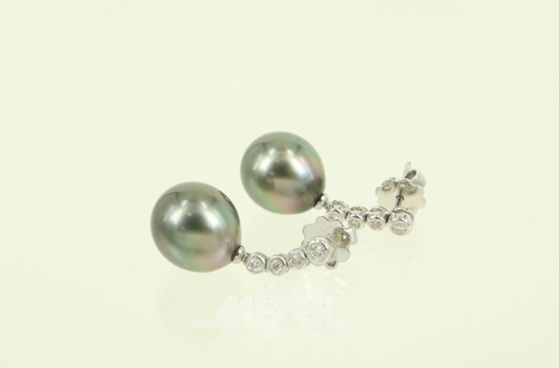 Paar Ohrstecker mit Tahiti-Perle und kl. Brillanten