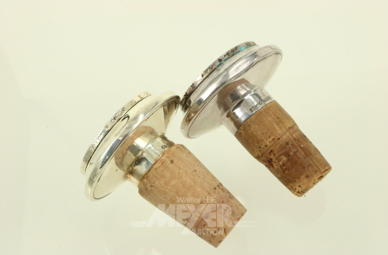 Paar Weinverschlüsse aus Kork mit Silberkopf