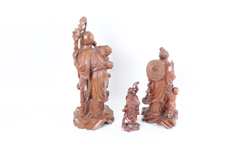 3 asiatische Holzschnittsfiguren "Wanderer"