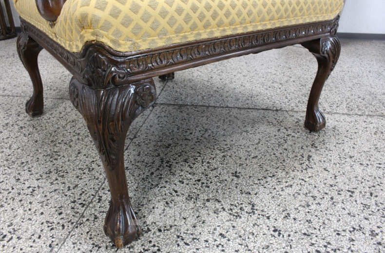 Hallensessel mit Fußhocker