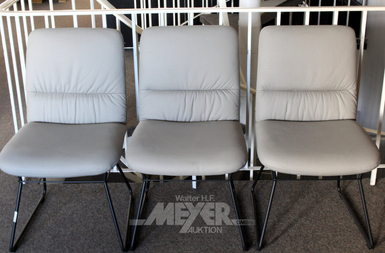 3 moderne Stühle