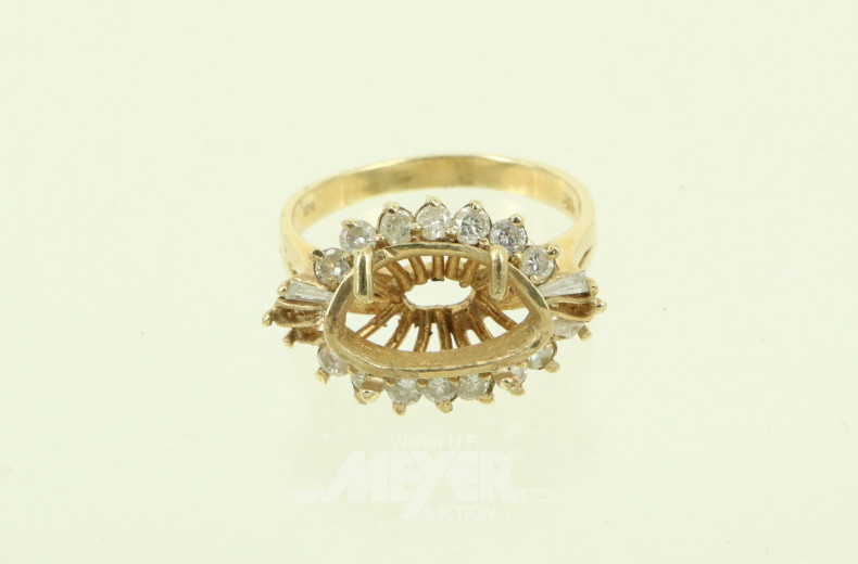 Ring mit 14 kl. Brillanten und 3 kl. Diamanten im Baguetteschliff