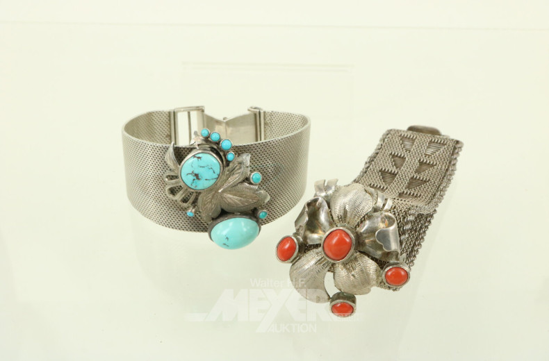 2 Breite Armbänder mit Koralle und Türkisen