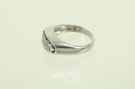 Ring mit 12 kl. Brillanten von ca. 0,48 ct.