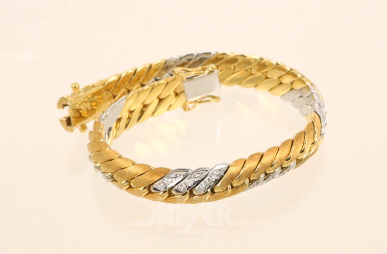 Armband, Modellanfertigung mit 24 Weissgoldelementen ausgefasst mit Diamanten von ges. ca. 0,95ct (wess/vvs-vs)