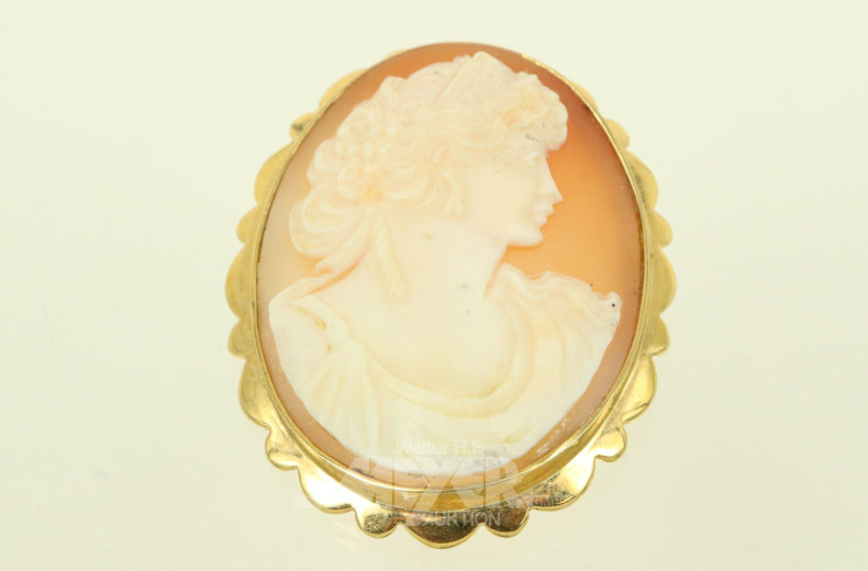 Broschenanhänger Gemme