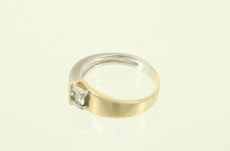Bicolor-Solitärring mit Brillant von ca. 0.25ct