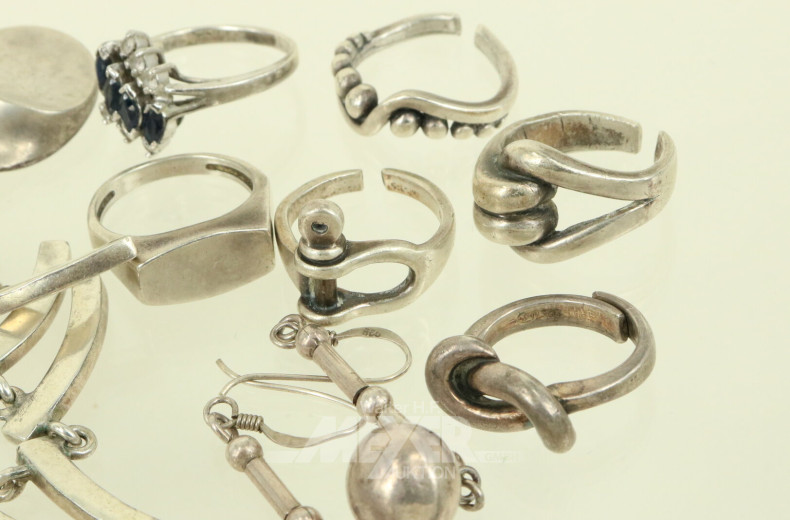 Posten Silberschmuck