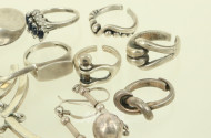 Posten Silberschmuck