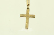 Kette mit Kreuz-Anhänger