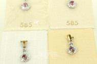4 Kleine Anhänger mit rosafarbenen Steinen und kl. Brillanten