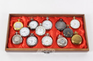 Posten Taschenuhren in Schubladenbox