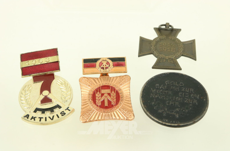 Kleines Konvolut Orden- und Ehrenzeichen