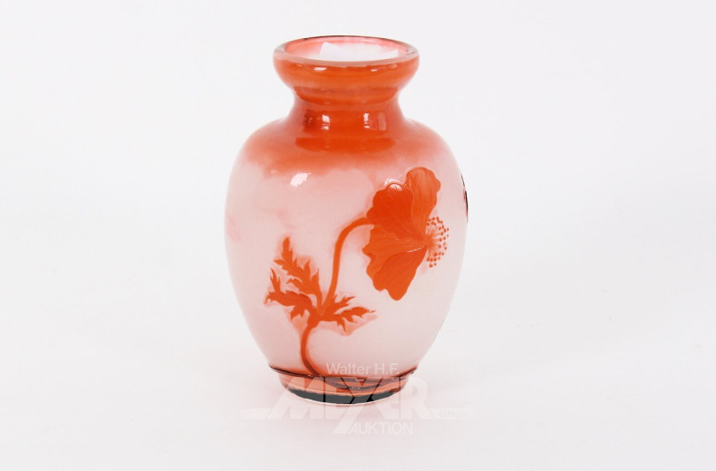 Vase, leicht oval geformt m