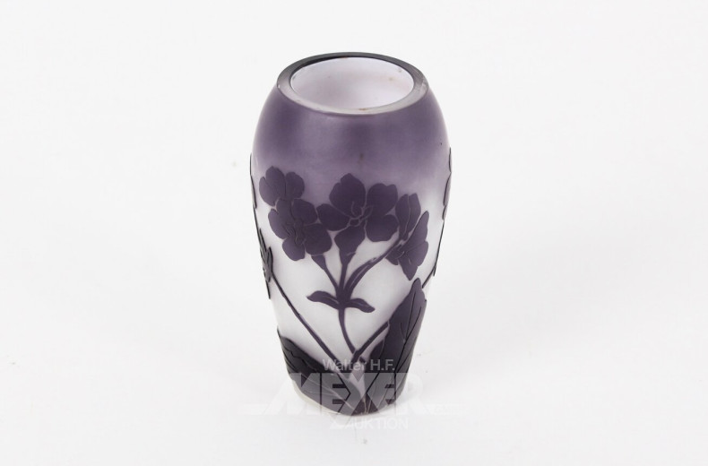 kl. Tischvase "Blüten"