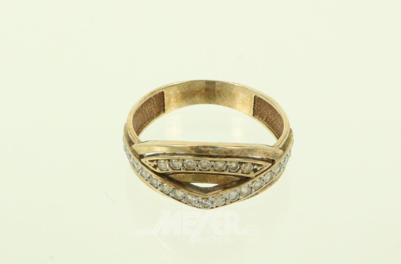 Ring mit kl. Diamantimitationen