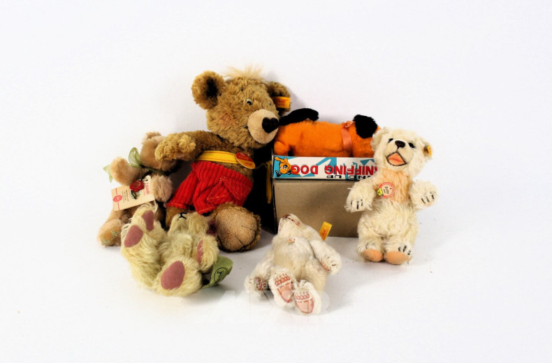 5 versch. Stofftiere, u.a. Steiff