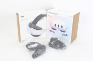 Virtual Reality Brille mit Controllern u. Comfort Head Strap