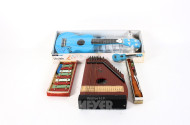 4 Musikinstrumente: Blochflöte, Metaphon, Ukulele, Zither