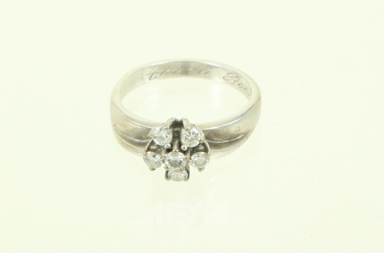 Ring mit 6 kl. Brillanten von 0.31ct (IF/W)