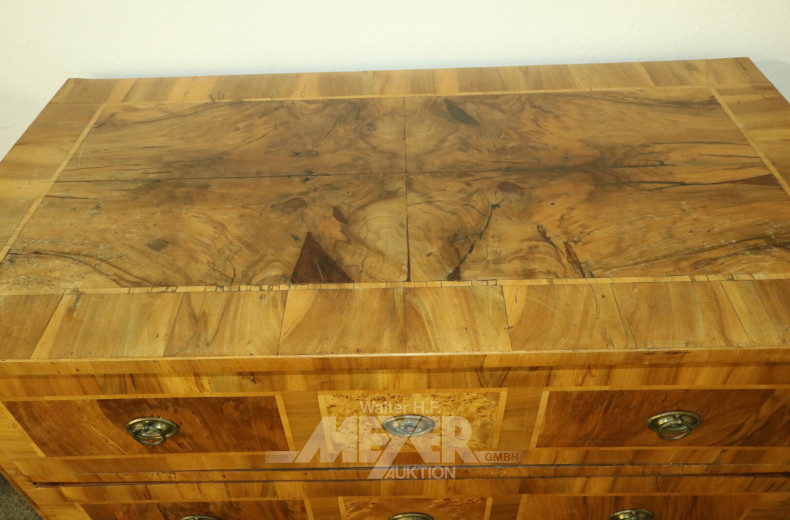 Klassizismus- Kommode