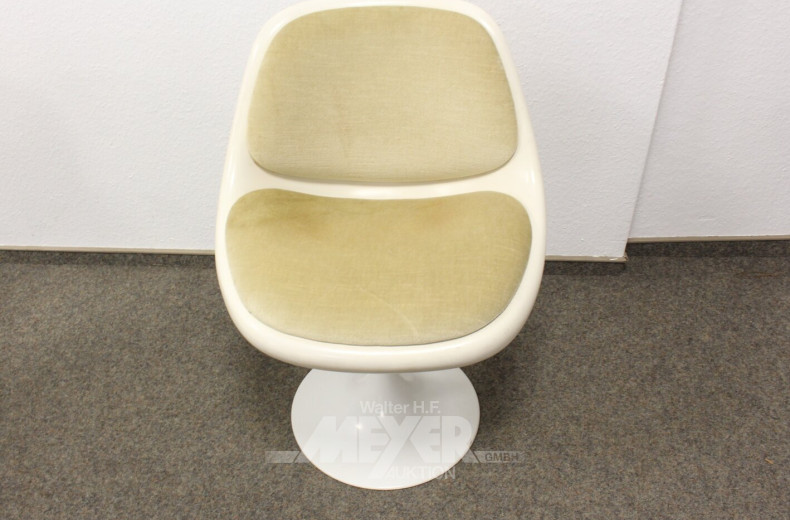 Tischgruppe mit 6 Stühlen