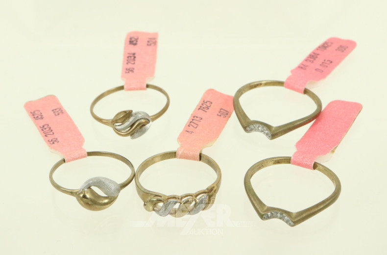 5 Schmale Ringe im ähnlichen Stil