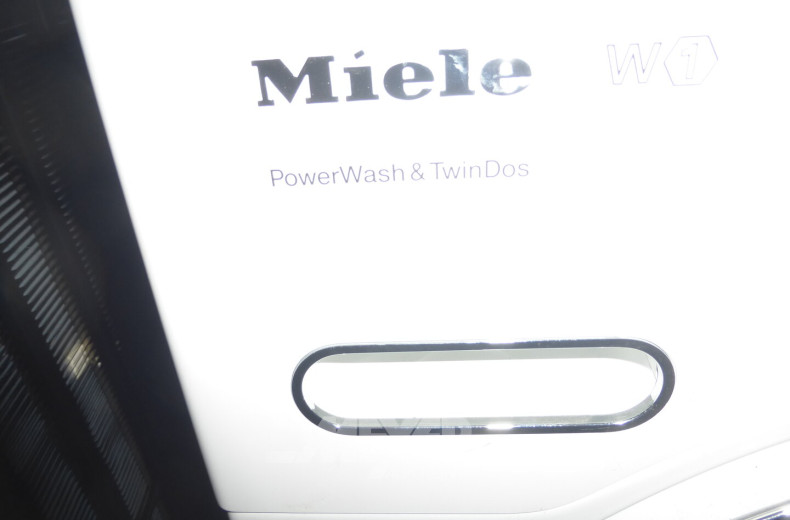 Waschmaschine und Trockner