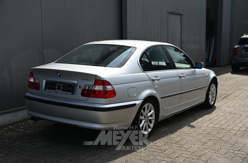 BMW 320 E46, limousine