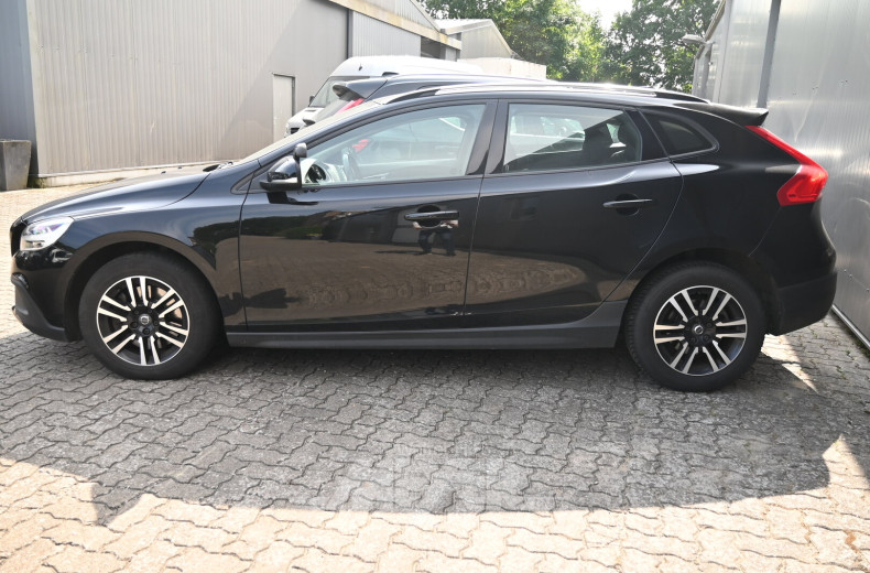 Volvo V40 Cross Country, Fahrschulwagen