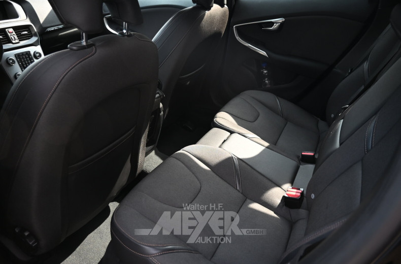 Volvo V40 Cross Country, Fahrschulwagen