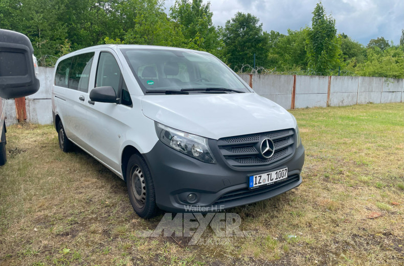 Mercedes-Benz Vito Tourer, weiß