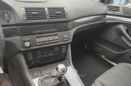 BMW 523i E39, silber, Limousine