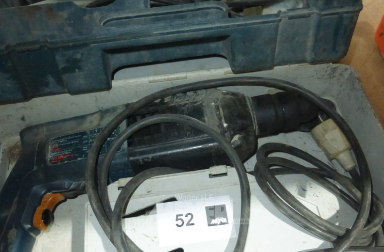 Bohrmaschine und 1 Winkelschleifmaschine