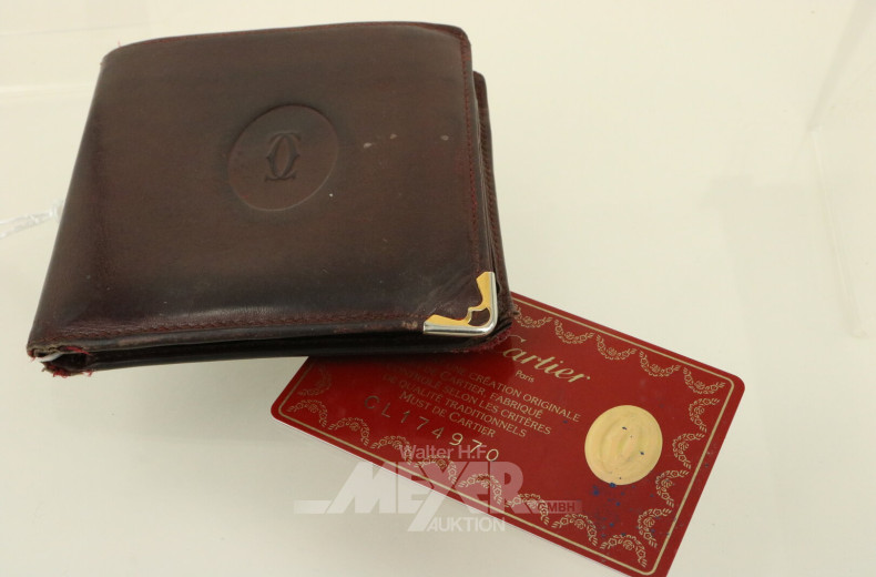 Portemonnaie von Cartier, befüllt mit Anhänger, Kettenschließe, Armbänder etc.