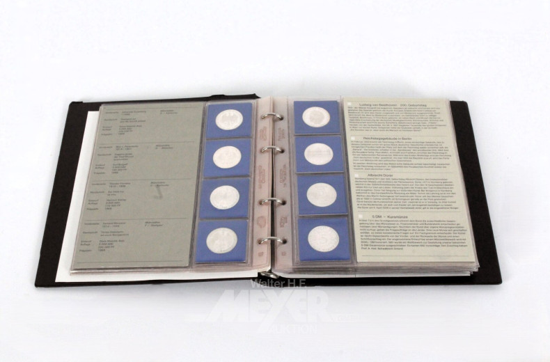 Sammelalbum mit 40x BRD 5 D-Mark Gedenkprägungen 1964-1986