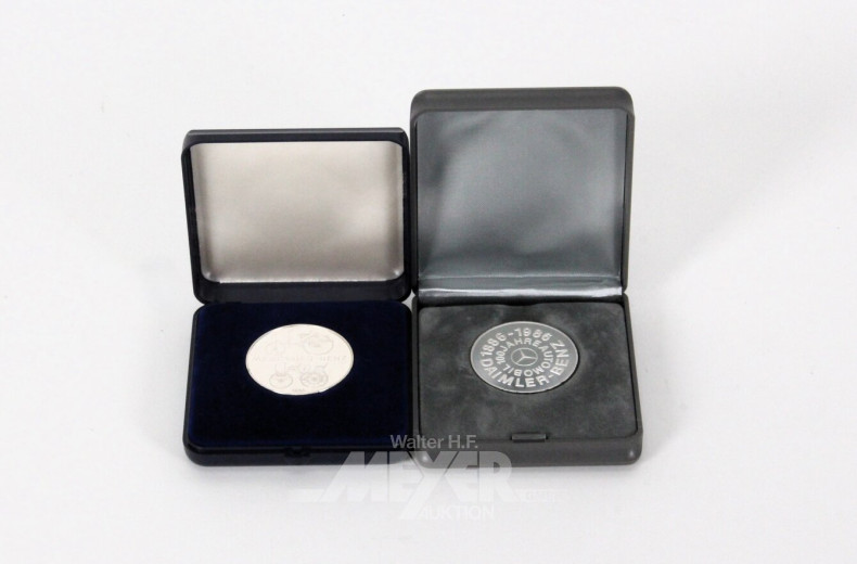 2 Mercedes Benz Feinsilbermedaillen in Polierter Platte