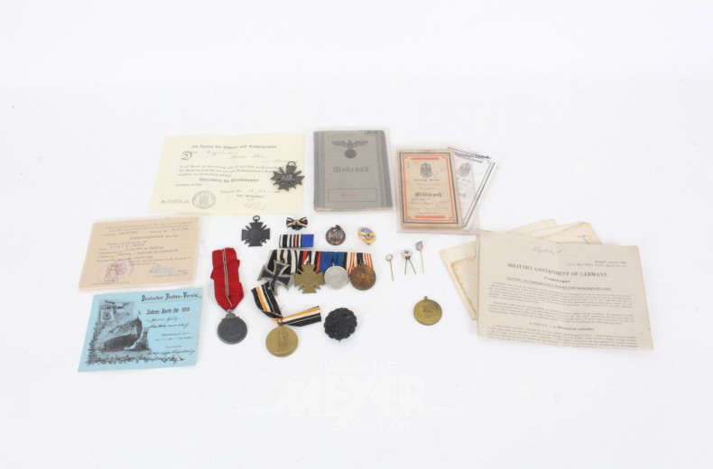 Posten Orden und Ehrenzeichen des 1. und 2. WK, sowie Dokumente u.a. des Soldaten Walter Kohrs