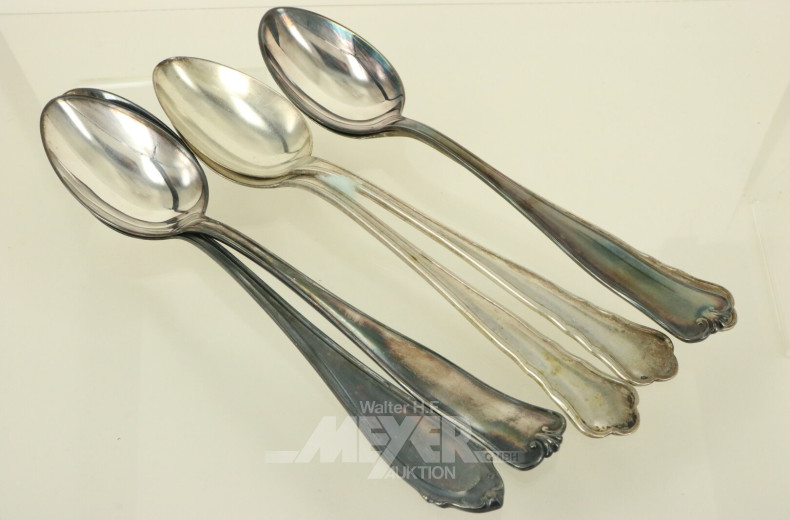 Posten Silberlöffel in verschiedenen Größen