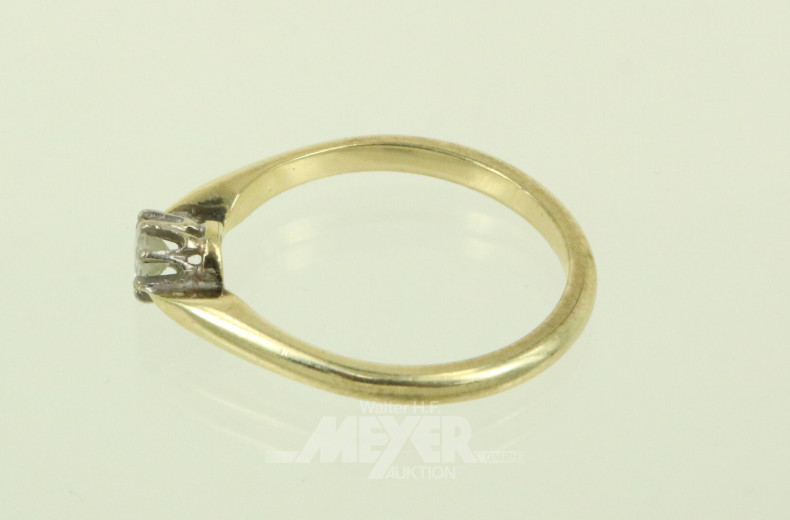 Solitärring mit kl. Brillant ca. 0.25ct