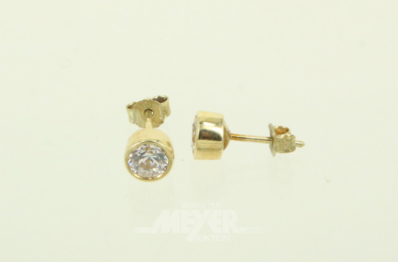 Paar Ohrstecker mit je 1 Farbstein