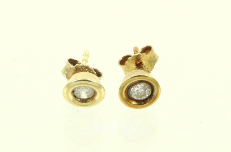 Paar Ohrstecker mit jew. 1 Brillant
