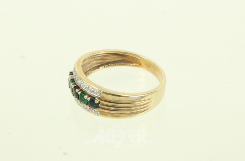 Damenring mit 2 kl. Smaragden u. 3 kl. Safiren