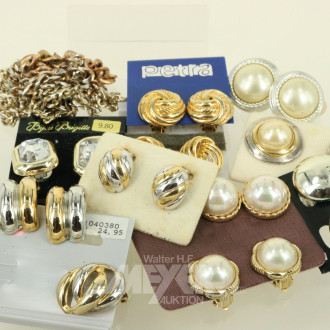 Posten Modeschmuck, u.a. Ketten, Ohrclips, Ringe etc.