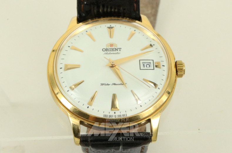 Klassische Herrenarmbanduhr